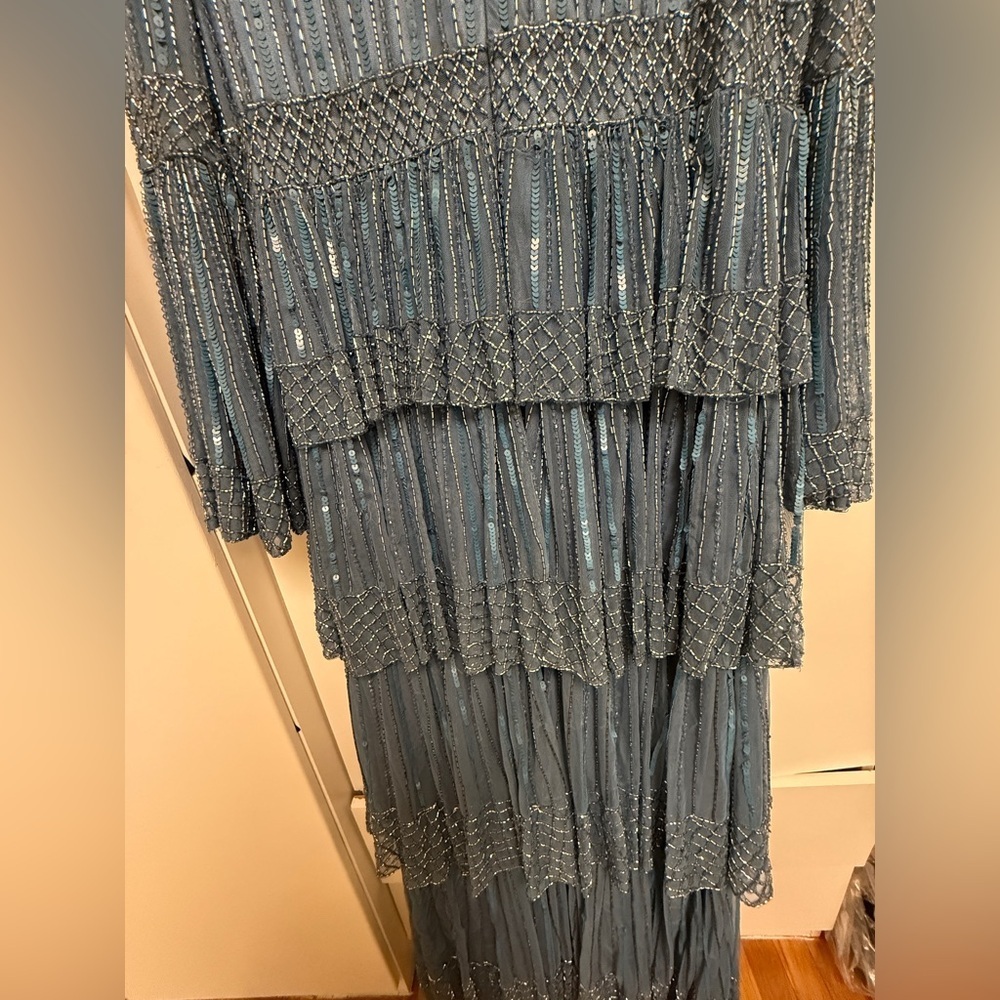 NWT | Mac Duggal 5442 Blue Emblemished Bell Sleeve Tiered Gown Size 16 - Picture 15 of 17